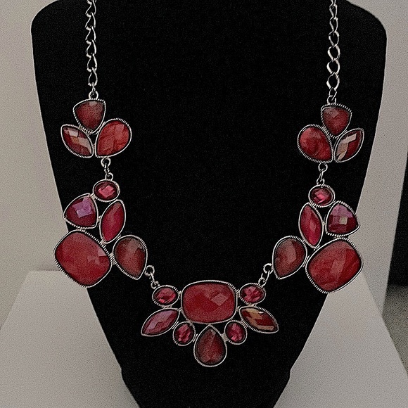 Valentines Accessory - Picture 2 of 6